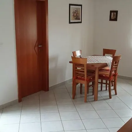 Adria דירה פרמנטורה